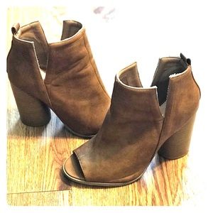 Cute dressy shoes